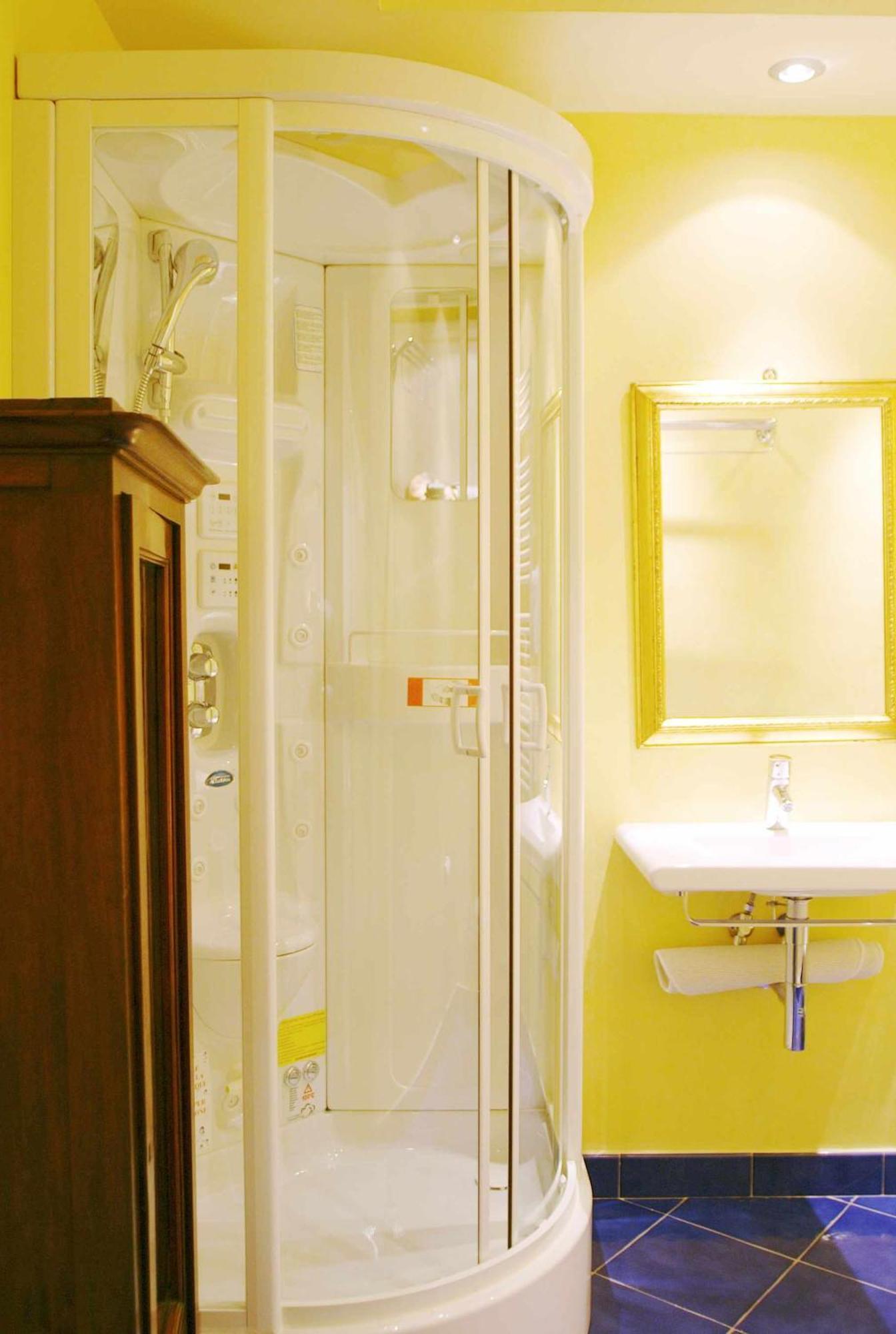 Tornabuoni La Petite 4* Florenz